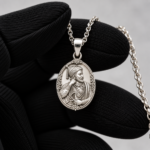Chhatrapati Shivaji Maharaj Royal Portrait Pendant - Image 3
